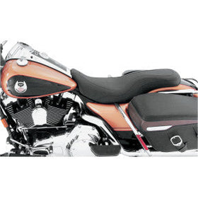 MUSTANG - DAYTRIPPER SEAT - '08-20 TOURING