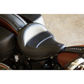 MUSTANG - MAX PROFILE TOUR SOLO SEAT - WITH DRIVERS BACKREST - ORIGINAL STYLE - '18-20 FLDE & FLHC