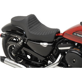 DRAG - PREDATOR III SEAT - BLACK, TUCK AND ROLL - '04-21 XL