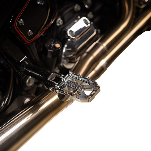 THRASHIN SUPPLY CO. Aggressor Footpegs - Rear - Chrome TSC-2022-3-D