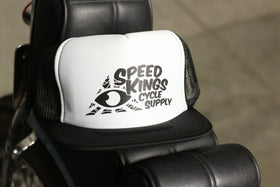 WHITE PANEL FLAT BILL TRUCKER HAT