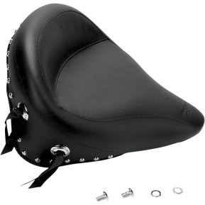 MUSTANG - VINSTAGE WIDE SOLO SEAT - STUDDED - '00-06 SOFTAIL