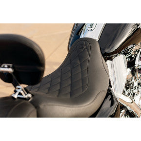 MUSTANG - WIDE TRIPPER SOLO SEAT - WITH REMOVABLE DRIVER BACKREST - DIAMOND STITCH - '08-20 TOURING
