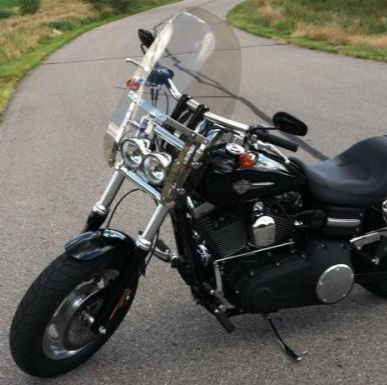 CLEARVIEW SHIELDS - QUICK RELEASE COMPACT WINDSHIELD - STOCK WIDTH - FAT BOB