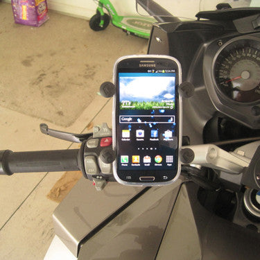 Support téléphone moto RAM MOUNTS X-Grip bras court fixation en U sur  guidon moto smartphones S/M
